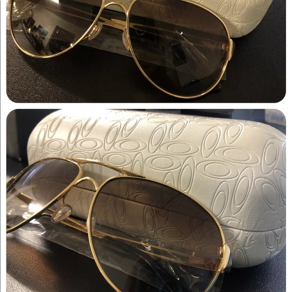 Oakley OO4054 Caveat™ Gold Sunglasses brown lens - Picture 3 of 7